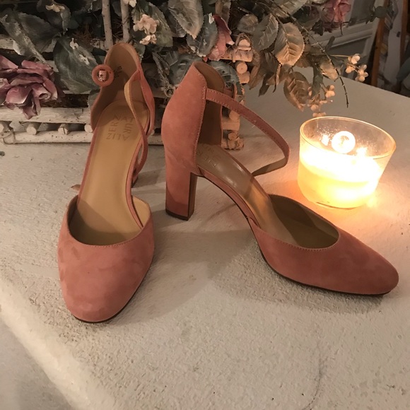 Cameo Pink Suede 2” heels - Picture 3 of 4